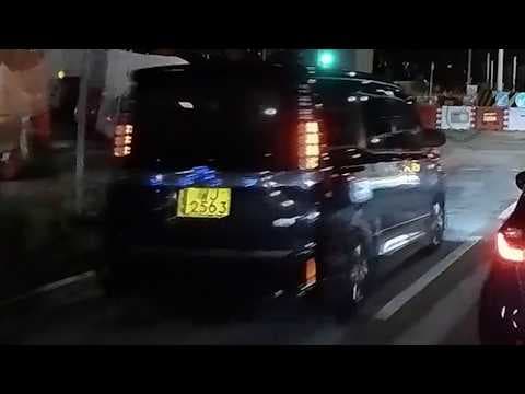 車CAM直擊 - WJ2563 七人車湖山路違反道路標誌 燈口危險直衝