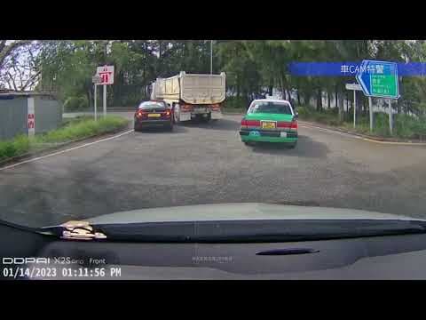車CAM直擊 - 瑞祥街迴旋處 泥頭車與私家車相撞