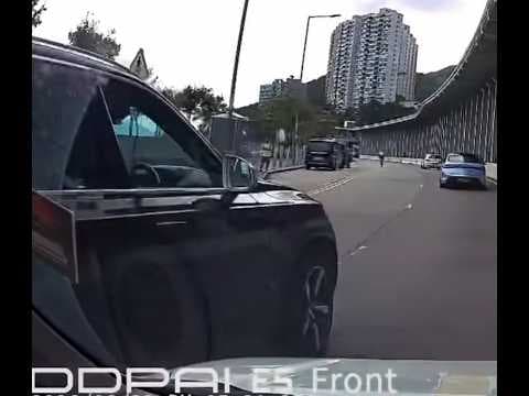 車CAM直擊 - 四眼中港L HT2389 等收信喇 係正旁邊都閘埋嚟咁PK