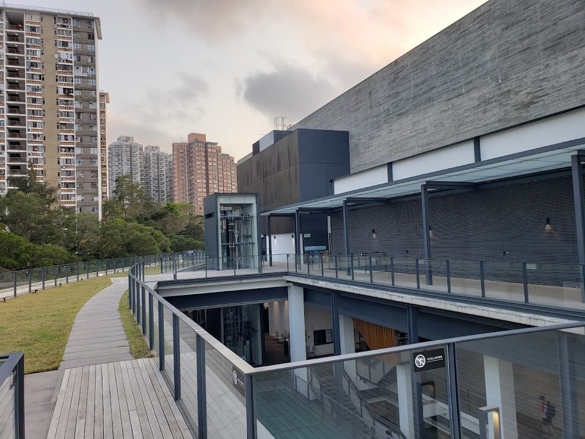車公廟體育館停車場 實景照片 9