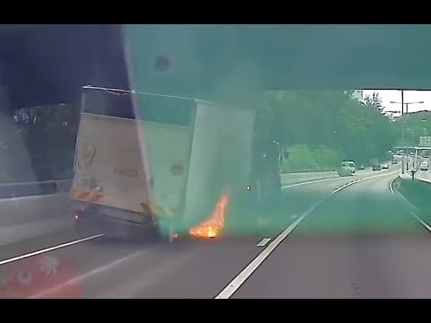 車CAM直擊 - 荃灣路近晉昇 拖車途中貨車甩轆繼而起火