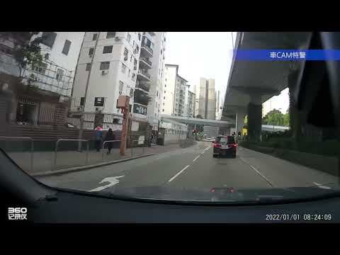 車CAM直擊 - 博開年？紅色要衝綠色要停是常識吧
