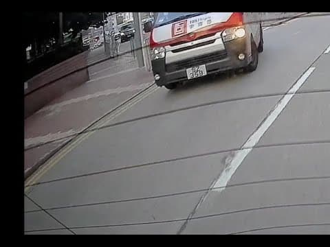車CAM直擊 - 史偉莎Van仔停線直出 差啲撞埋嚟 毫無悔意咁款