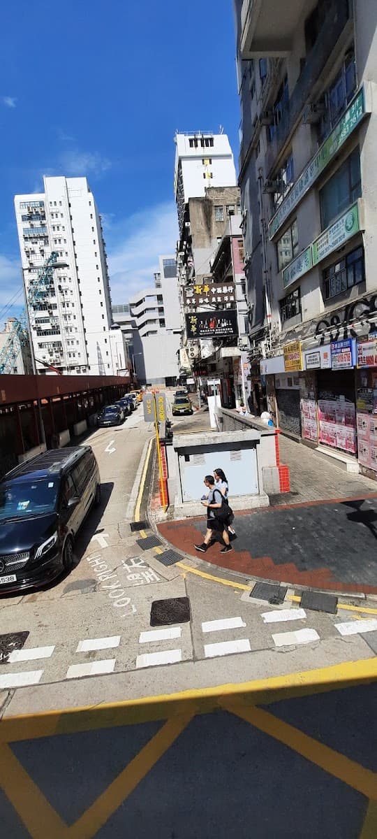 佐敦永安九龍中心 Wing On Kowloon Centre 停車場 實景照片 3