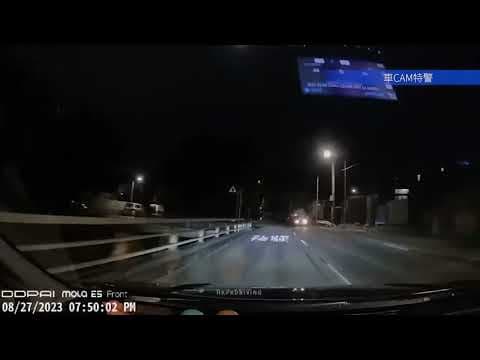 車CAM直擊 - 農曆七月搵D咁嘅嘢玩呀 成身黑色仲要係盲彎行路