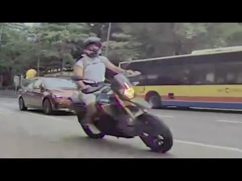 車CAM直擊 - 大佬呀你想死唔好害人 #孝子