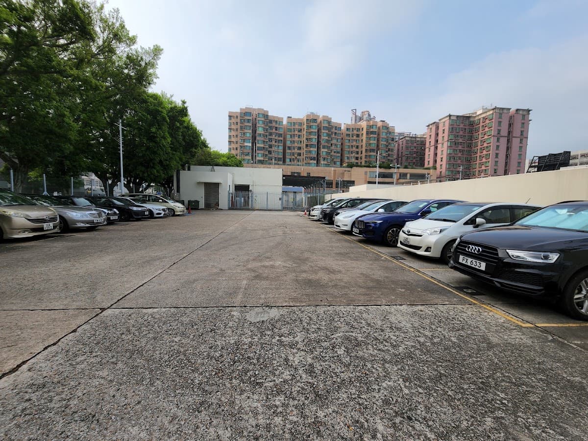 元朗游泳池停車場 實景照片 1