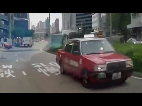 車CAM直擊 - 慣犯？的士佬你好純熟咁喎