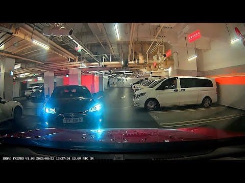 車CAM直擊 - ZY1816 啟德一號停車場 Hit & Run 已報警 #手車咁屎咪學人頭入