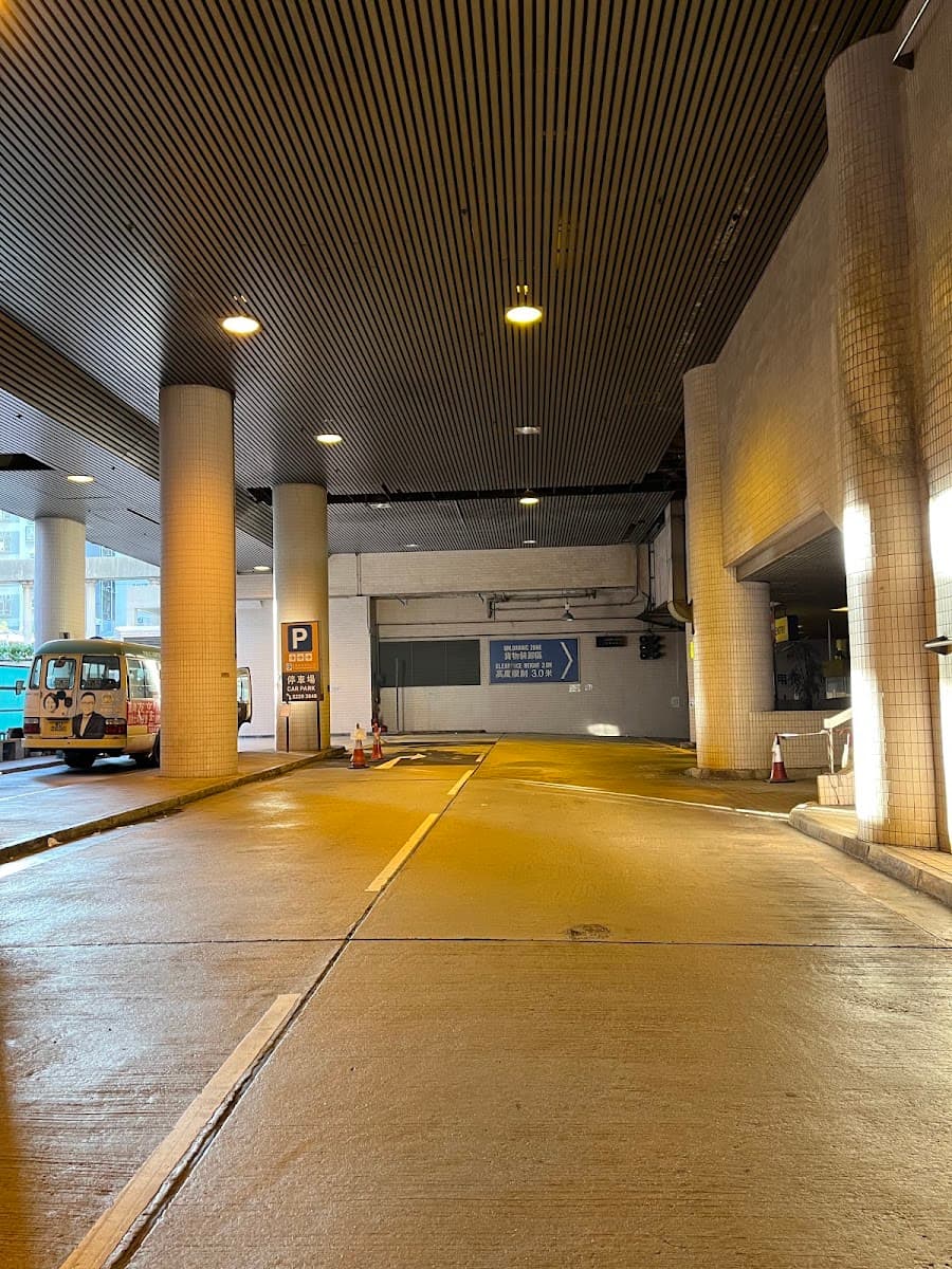 荃灣海濱廣場 Riviera Plaza 停車場 實景照片 3