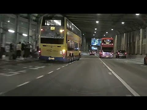 車CAM直擊 - 城巴B3X車長唔睇路，打右燈盲CUT，差點夾死寶寶