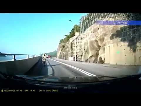 車CAM直擊 - 香島道單車逆線行駛，踩單車用返單車徑啦！唔好害人好唔好？