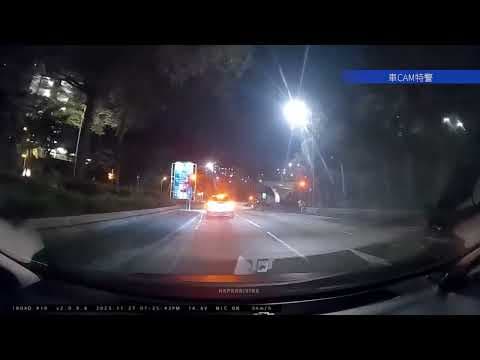 車CAM直擊 - 龍悅道 電單車連衝兩支燈 希望前面位師兄影到佢車牌喇