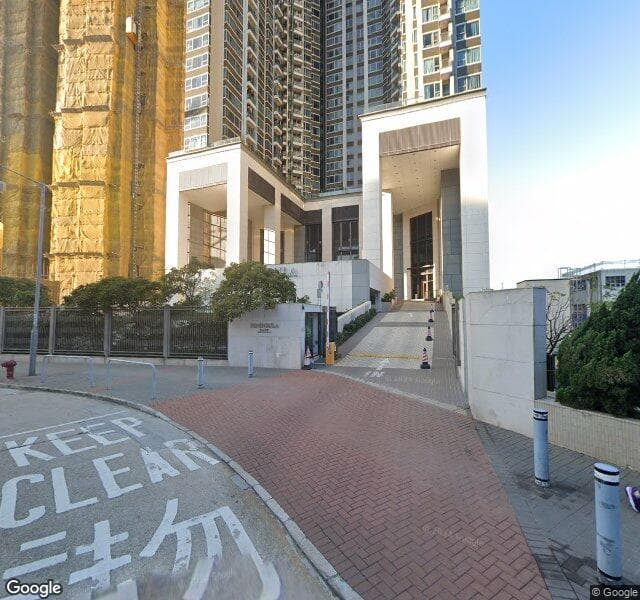 油塘 Peninsula East 停車場