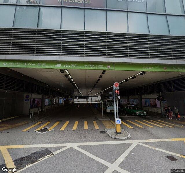 屯門 V city 停車場 (瓏門)