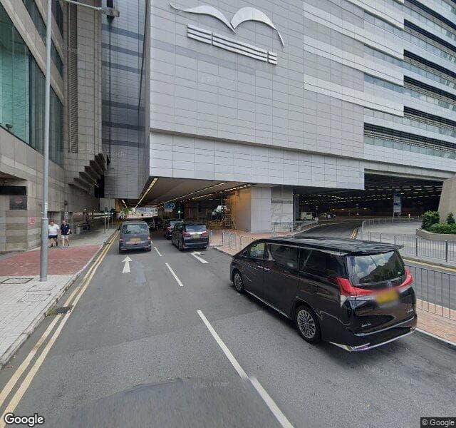香港萬麗海景酒店停車場 (會展廣場停車場)