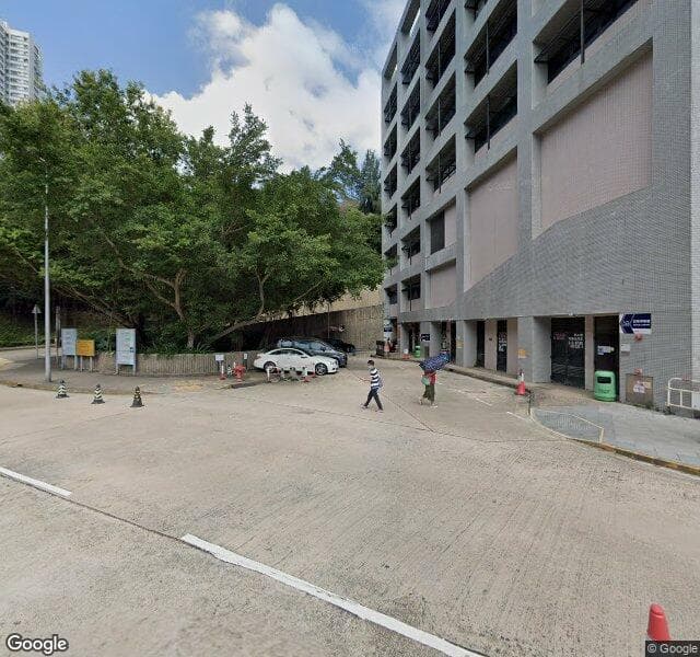 東區尤德夫人那打素醫院停車場
