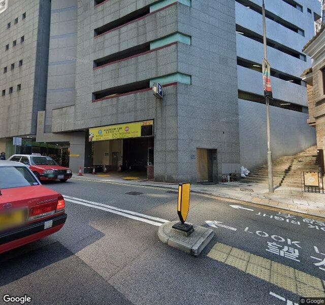 環貿中心停車場