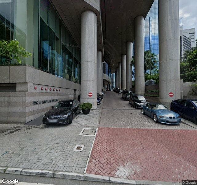 香港君悅酒店停車場 (會展廣場港灣道停車場)