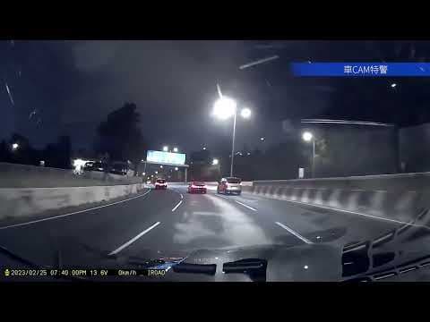 車CAM直擊 - 尋晚麥仔龍翔道左穿右插，有無人比佢嚇親😂