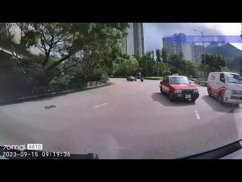 車CAM直擊 - 馬鞍山迴旋處 兩車相撞 UK5344 WD8661