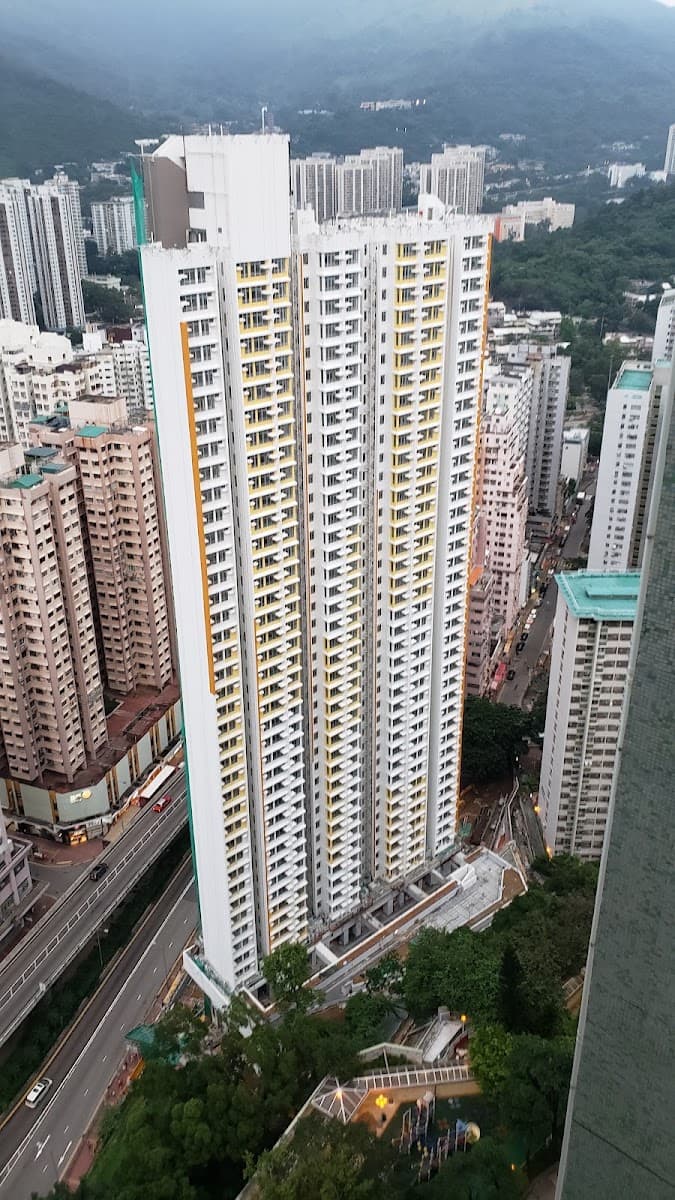 尚文苑停車場 實景照片 3