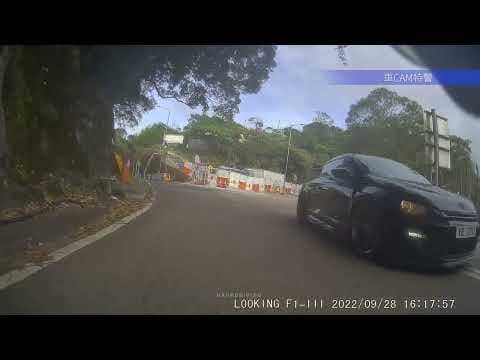 車CAM直擊 - YE3727 石澳道雙白扒頭 險迎面撞電單車