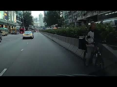 車CAM直擊 - 靠著草叢逆線單車L，想做孝順仔行遠啲，thx