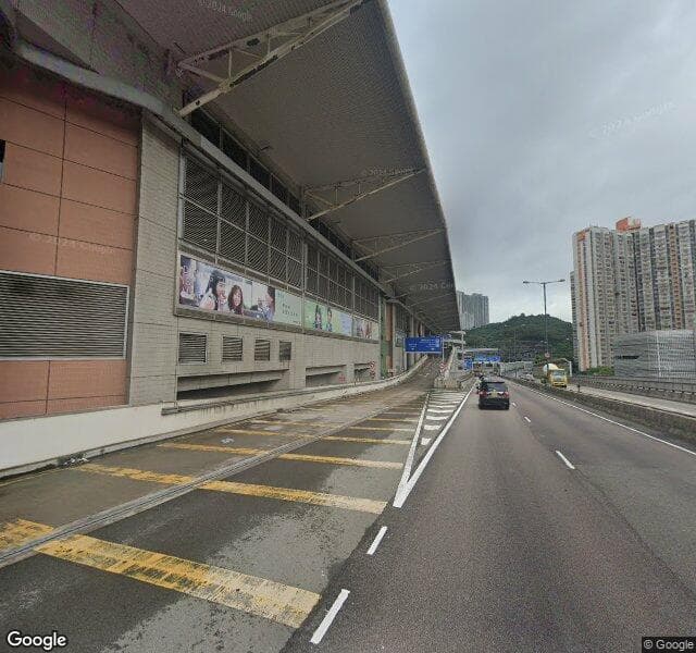 港鐵青衣站停車場
