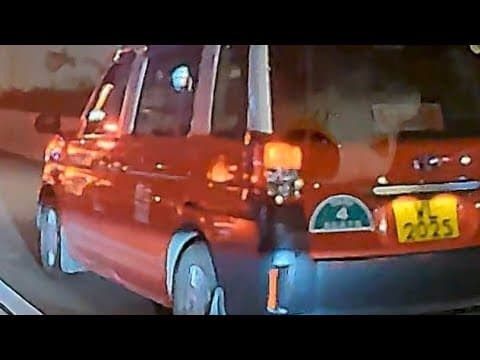 車CAM直擊 - DC又累街坊🤷‍♂️塘尾道旺角道三車相撞 事發一刻