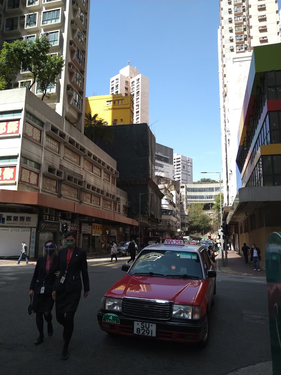 長沙灣喜盈商場 Hey Plaza 停車場 實景照片 9
