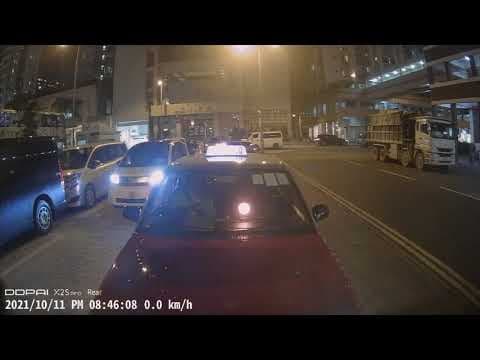 車CAM直擊 - 的士於沙田圍怡成坊撞車後不顧而去
