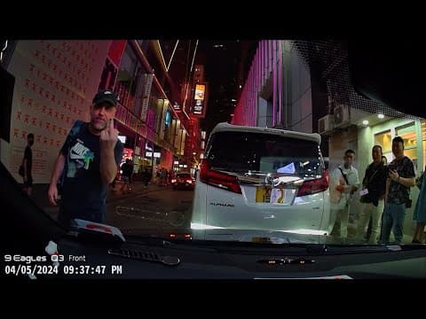 車CAM直擊 - 登龍街外籍男 無厘頭拍人車頭舉中指 #已報警