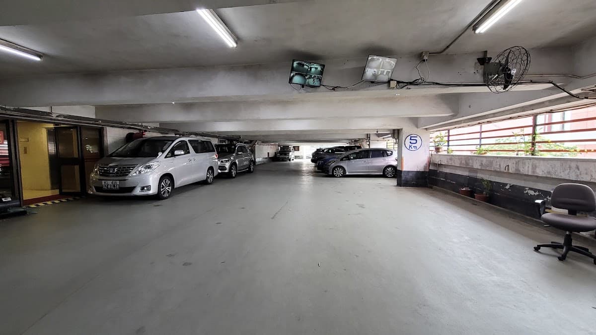 港晶中心 Harbour Crystal Centre 停車場 實景照片 2