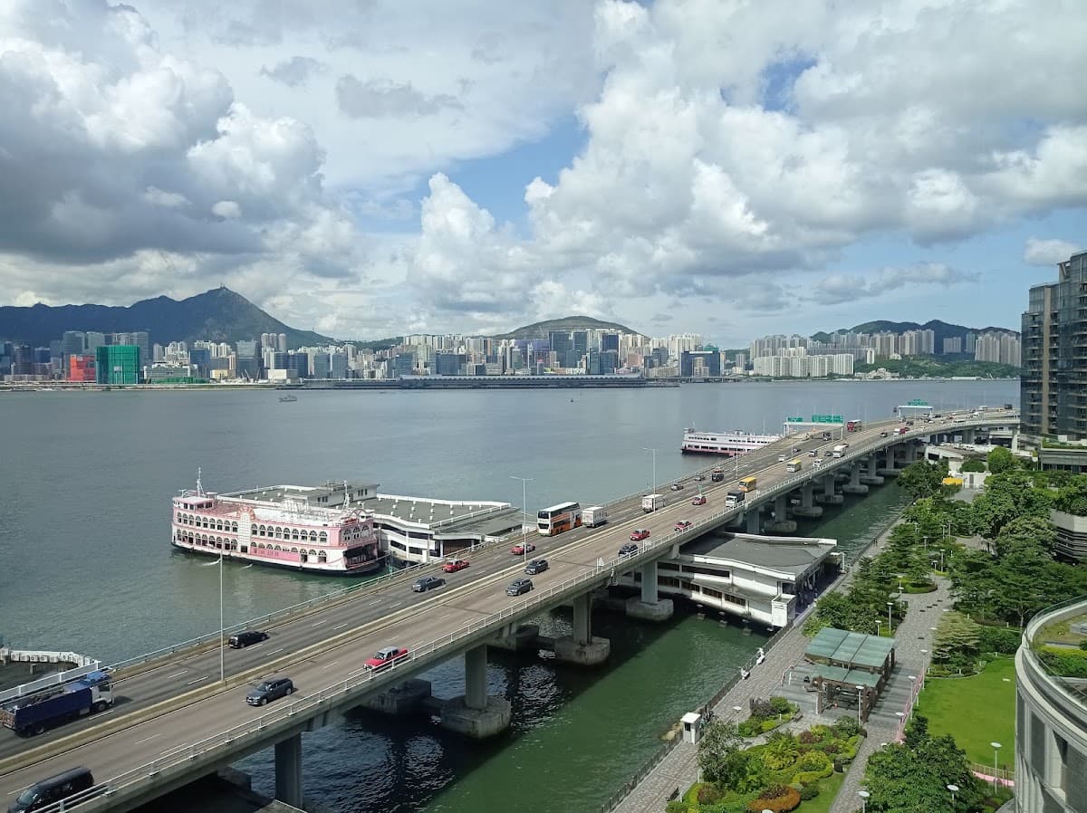 北角匯一期 Harbour North Phase 1 停車場 (香港維港凱悅尚萃酒店) 實景照片 1