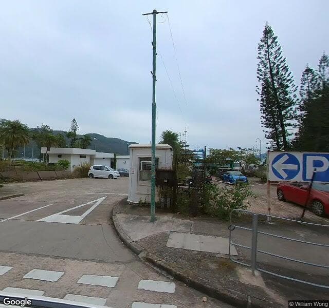 梅窩碼頭路露天停車場