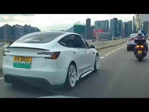車CAM直擊 - TLun無分國界～駛唔駛鋪埋紅地氈先入線？