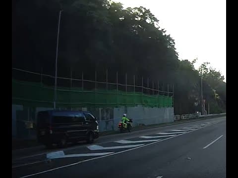 車CAM直擊 - 快線L即場捕獲！你係唔知要靠左定點呢？無理由唔知有鐵馬喎！？
