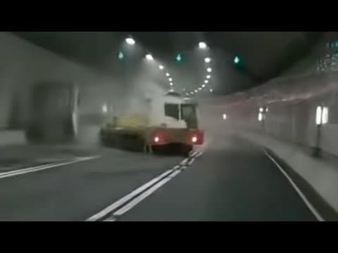 車CAM直擊 - 中九龍繞道拖頭撞牆 事發一刻 #死亡搖擺