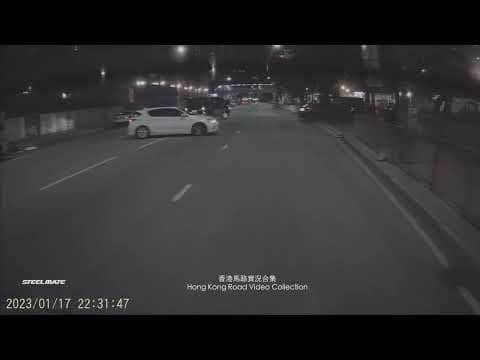 【葵芳邨對出】臨近新年，希望電單車無事 | 車CAM直擊 | 香港馬路實況合集 Hong Kong Car Video Collection