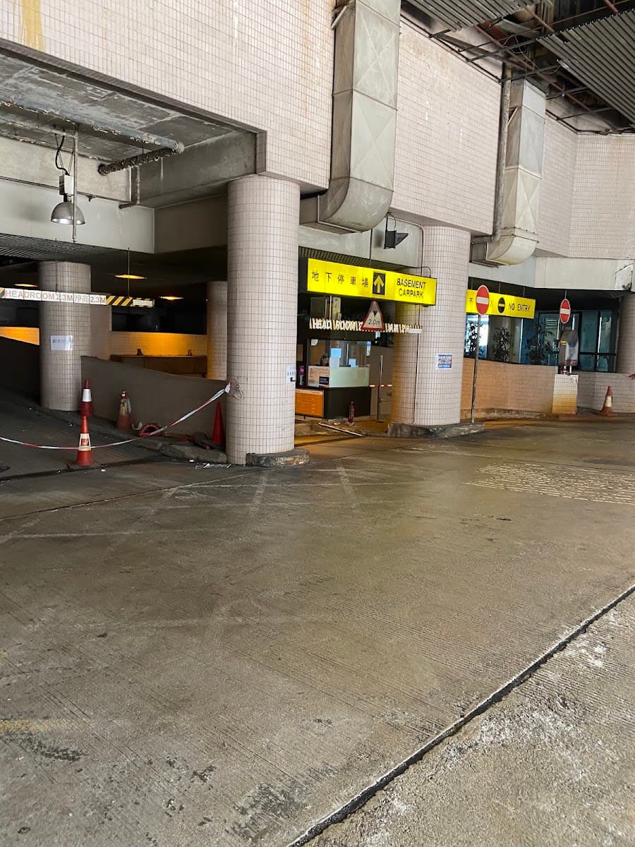 荃灣海濱廣場 Riviera Plaza 停車場 實景照片 4