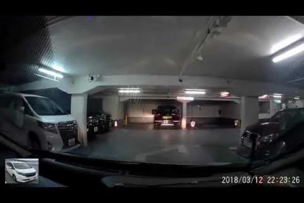 香港停車場巡禮 - 金鐘夏慤道停車場 (B1層) 樂禮街進入 / Harcourt Garden Carpark / Parking in Hong Kong