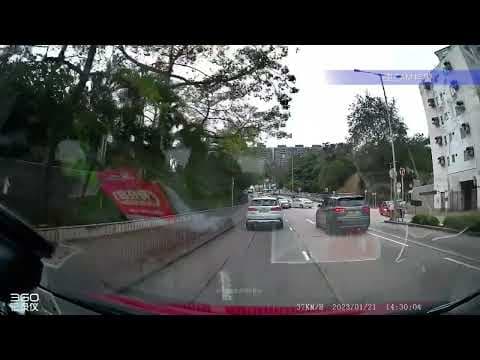 車CAM直擊 - 歌和老街 兩車相撞