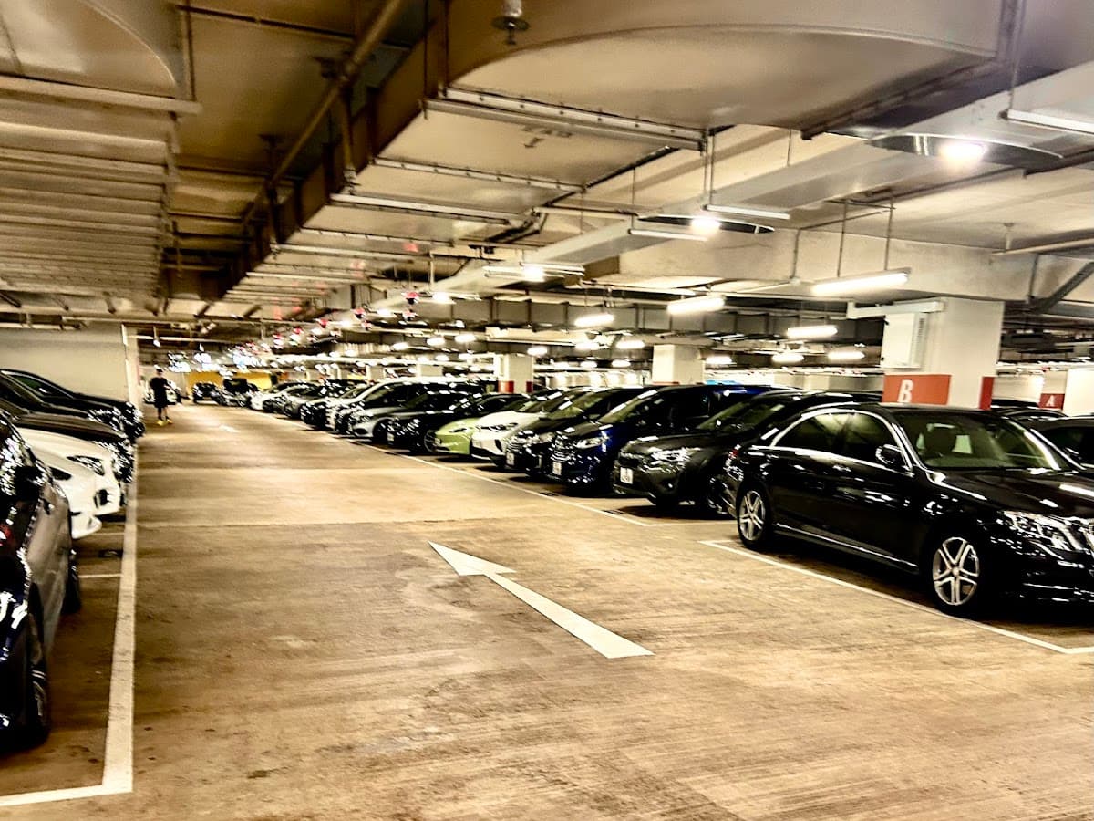 又一城 Festival Walk 停車場 實景照片 1