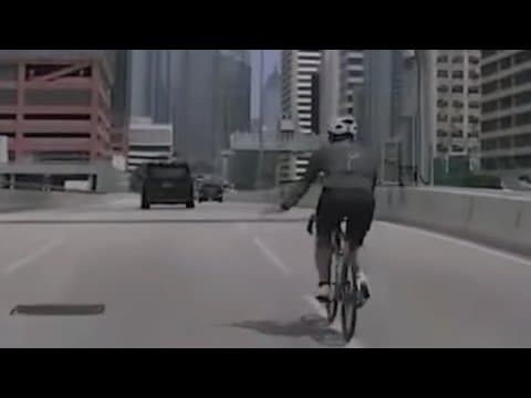 車CAM直擊 - 個路權幾時開始擴展到可以上天橋？🤔