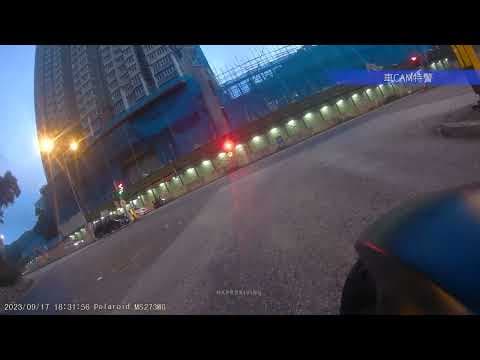 車CAM直擊 - 昭信路 私家車睇錯燈衝燈差點被撞 #小心睇燈 #小心失魂魚