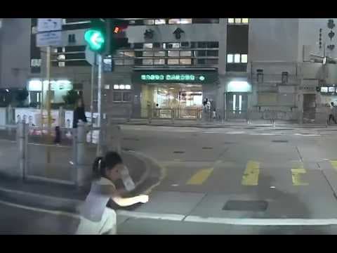 車CAM直擊 - 家長係邊？唔係片主揸得慢反應快 已經飛走咗