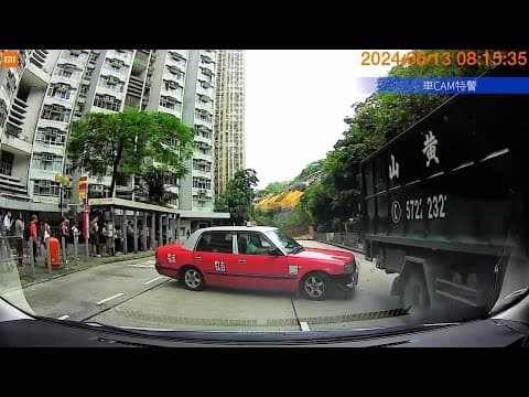 車CAM直擊 - 連德道近興田邨彩田樓 兩車相撞