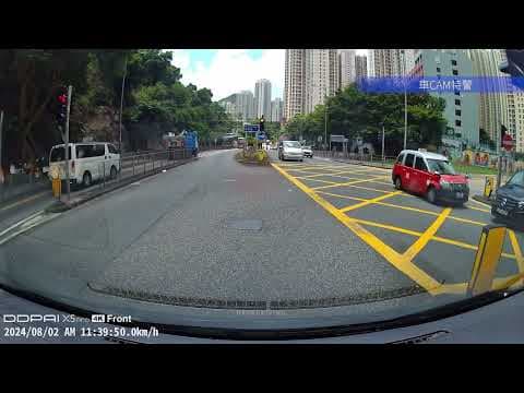 車CAM直擊 - 差啲抄獲金 好彩vito睇到佢 停得切