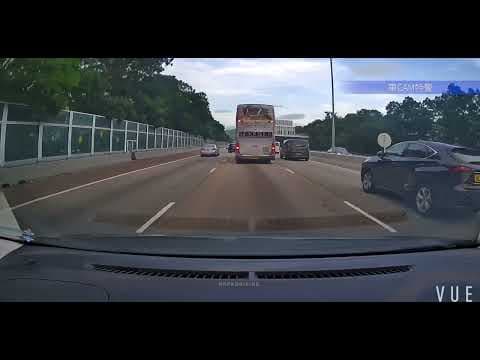 車CAM直擊 - 幸運地避開一劫！